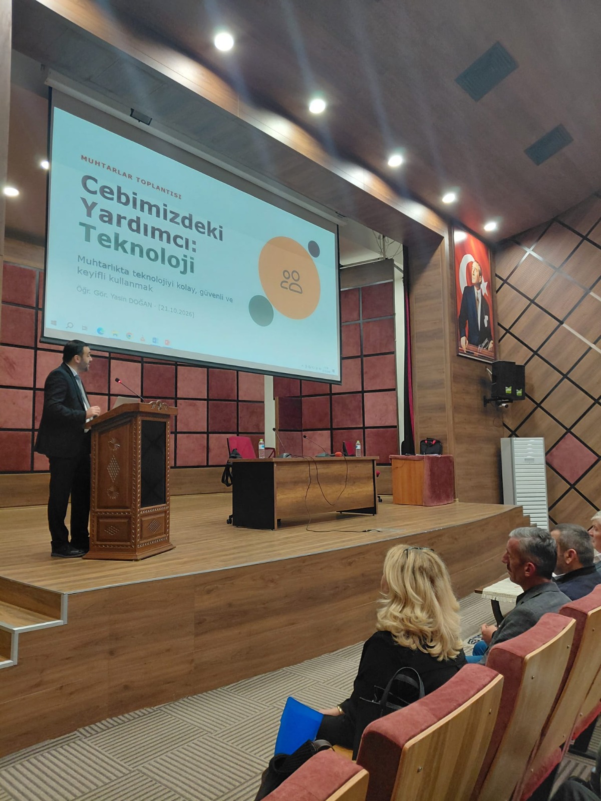 Daire Başkanımız Yasin DOĞAN’dan Muhtarlara Teknoloji Eğitimi